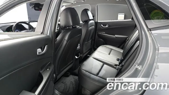 Hyundai Kona — Фото автомобиля 11