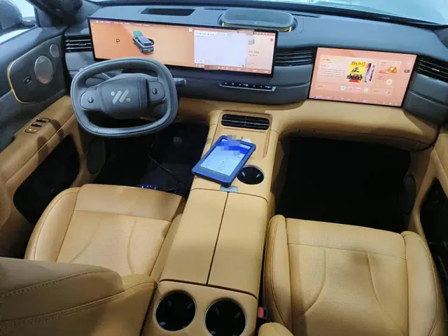 IM Motors LS8 — Фото автомобиля 12