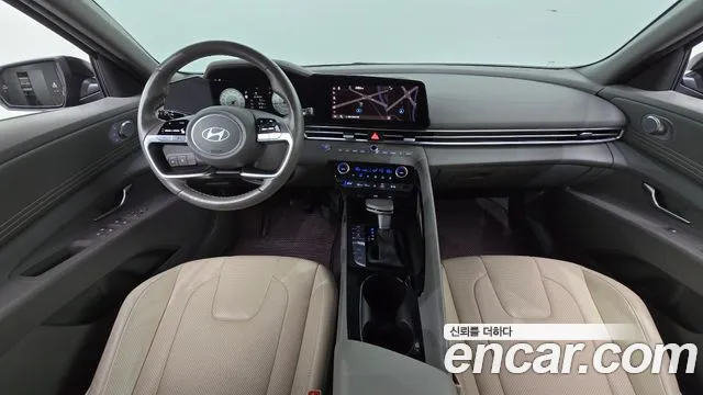 Hyundai Avante CN7 — Фото автомобиля 10