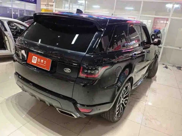 Land Rover Range Rover Sport — Фото автомобиля 2
