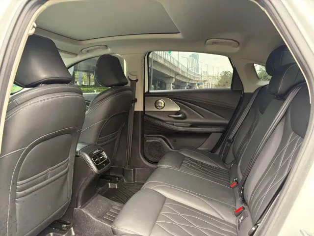 Chery Arrizo 8 — Фото автомобиля 10