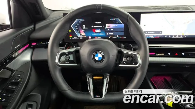 BMW 5 Series G60 — Фото автомобиля 14