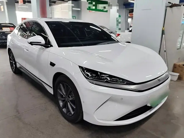 BYD Qin L — Фото автомобиля 3