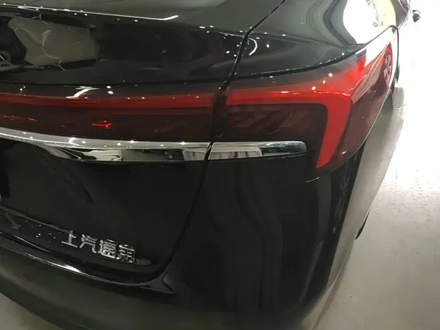 Buick LaCrosse — Фото автомобиля 7