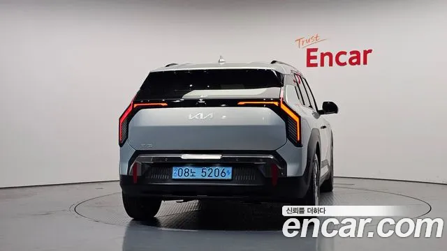 Kia EV3 — Фото автомобиля 4