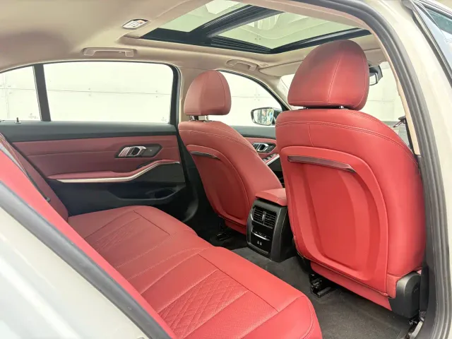 BMW 3 Series — Фото автомобиля 16