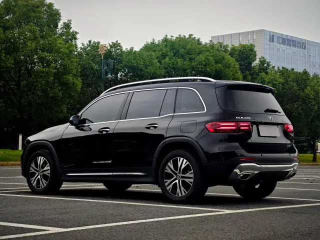 Mercedes-Benz GLB-Class — Фото автомобиля 6