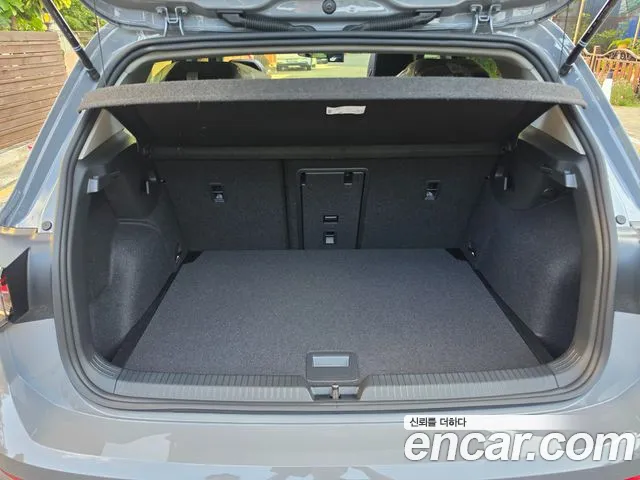 Volkswagen Golf Golf 8 поколение 2.0 TDI Prestige — Фото автомобиля 18