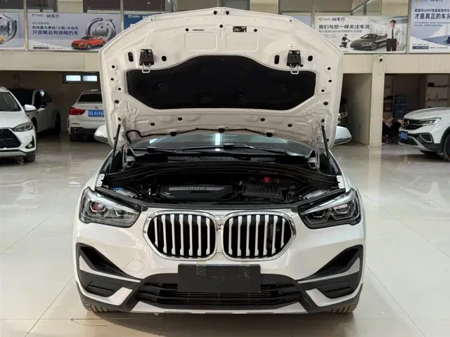 BMW X1 — Фото автомобиля 7