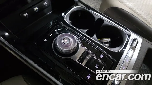Kia Carnival 4th Gen — Фото автомобиля 12