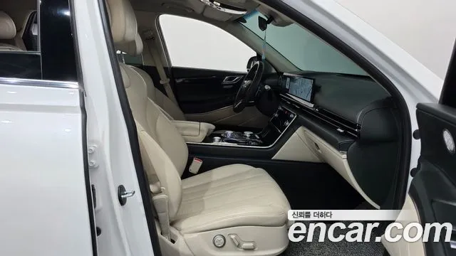Genesis GV80 — Фото автомобиля 16