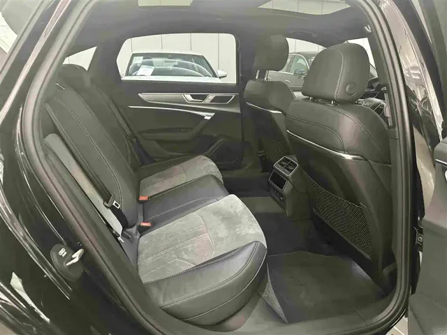 Audi A6L — Фото автомобиля 17