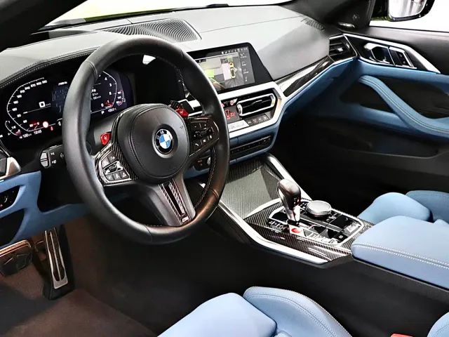 BMW M4 — Фото автомобиля 11