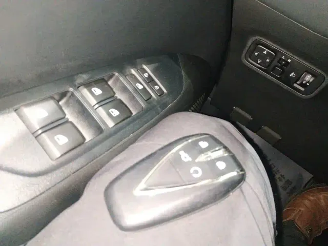 Changan Eado — Фото автомобиля 8
