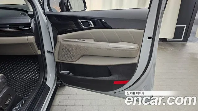 Kia Carnival 4th Gen — Фото автомобиля 14