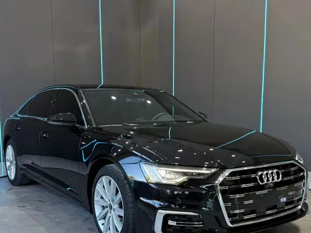 Audi A6L — Фото автомобиля 3