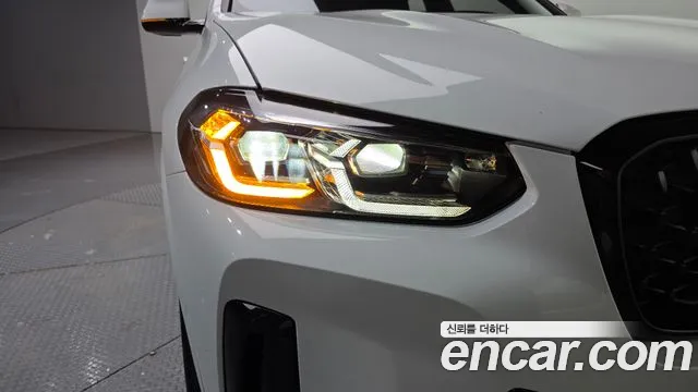 BMW X4 xDrive20i M Sport Pro Special Edition — Фото автомобиля 22
