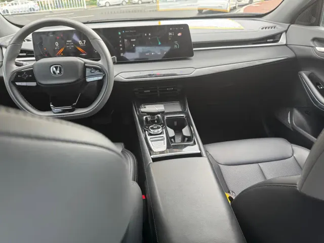 Changan Raeton Plus — Фото автомобиля 13