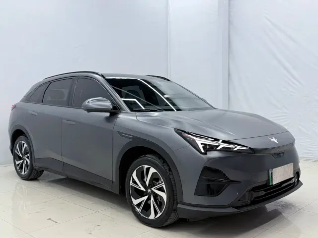Arcfox Alpha T5 — Фото автомобиля 3