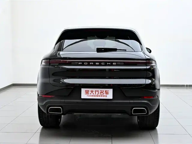 Porsche Cayenne — Фото автомобиля 8