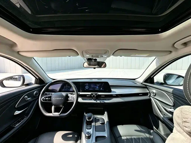 Chery Arrizo 8 — Фото автомобиля 5
