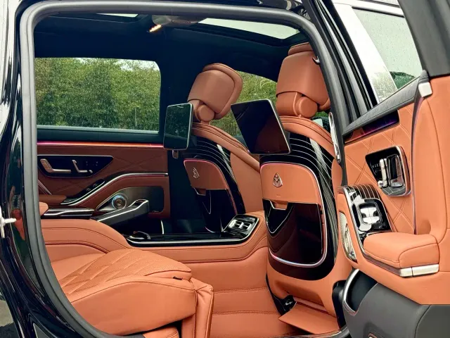 Mercedes-Benz Maybach S-Class — Фото автомобиля 16