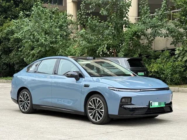 Leapmotor B01 — Фото автомобиля 3