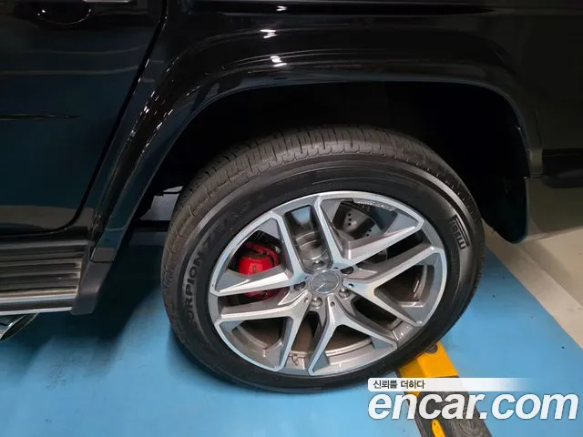 Mercedes-Benz G-Class — Фото автомобиля 5