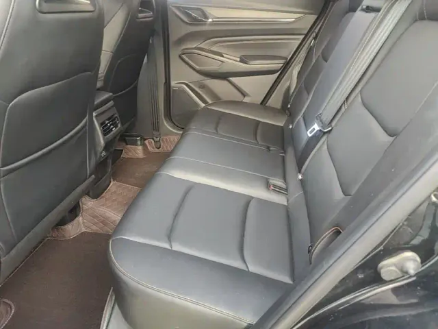 Changan X5 Plus — Фото автомобиля 16