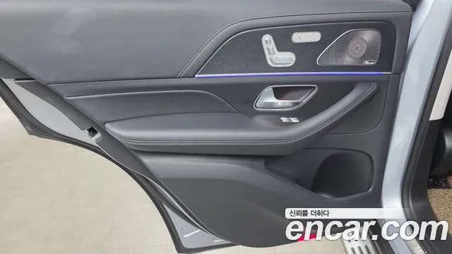 Mercedes-Benz GLE-Class — Фото автомобиля 23