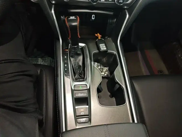 Honda Accord — Фото автомобиля 13
