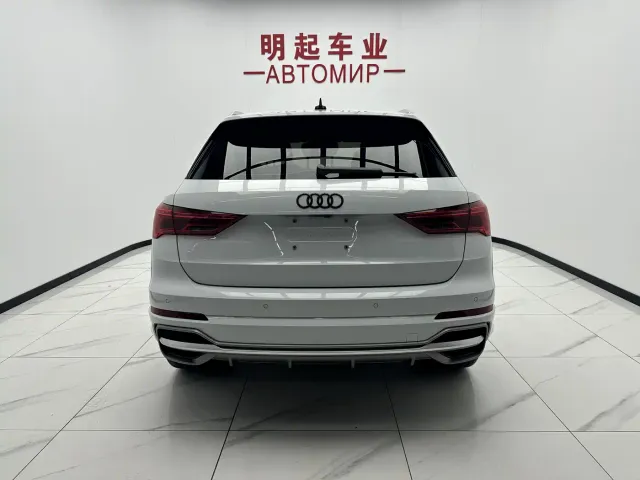 Audi Q3 — Фото автомобиля 10