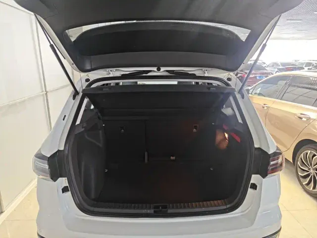 Volkswagen Tharu — Фото автомобиля 14