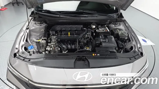 Hyundai Avante CN7 — Фото автомобиля 6