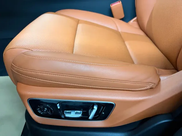 Li Auto L7 — Фото автомобиля 13