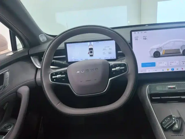 Roewe M7 DMH — Фото автомобиля 15