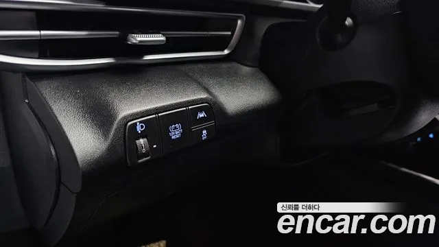 Hyundai Avante CN7 — Фото автомобиля 24