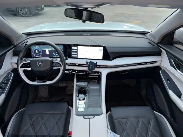 Changan CS75 Plus — Фото автомобиля 10