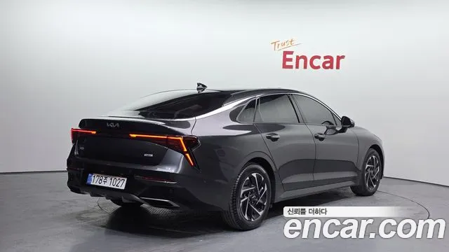 Kia K5 Signature — Фото автомобиля 2