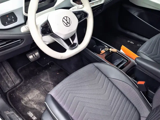 Volkswagen ID.3 — Фото автомобиля 4