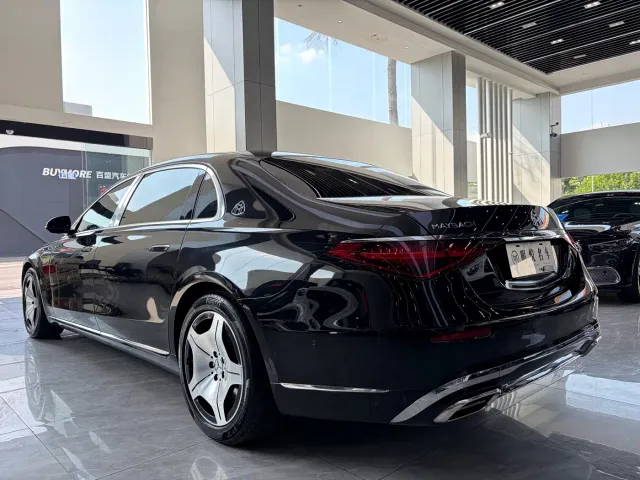 Mercedes-Benz Maybach S-Class — Фото автомобиля 15