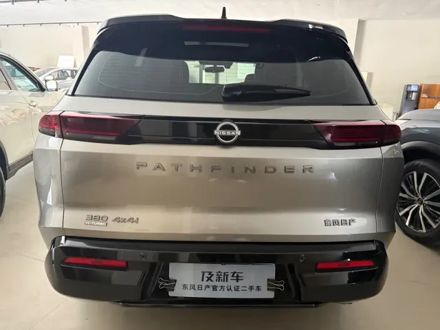 Nissan Terra — Фото автомобиля 13