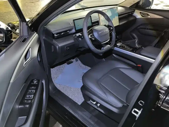 Wuling Starlight — Фото автомобиля 15
