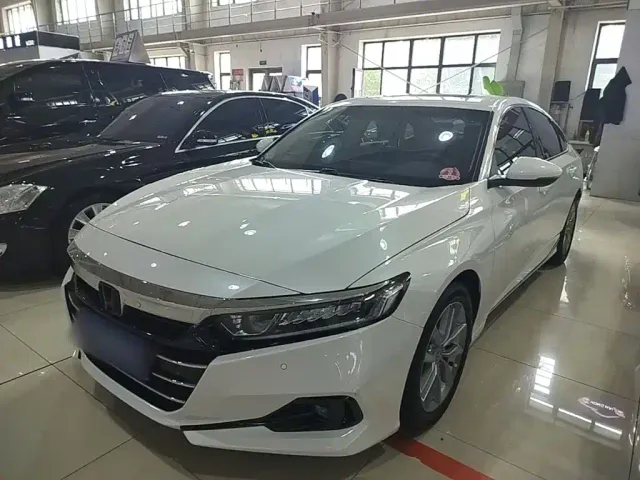 Фотография автомобиля — Honda Accord