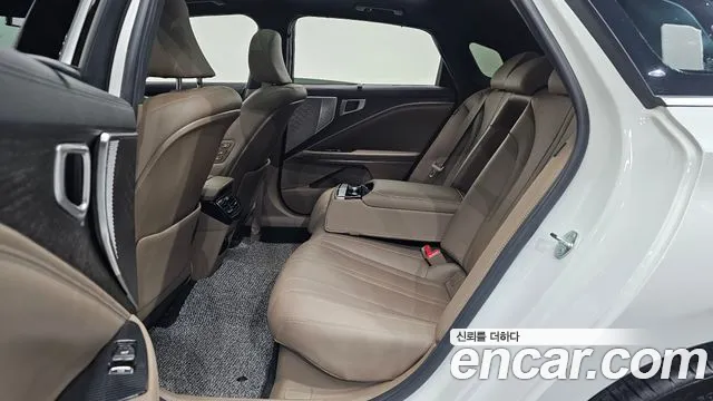 Kia K8 Hybrid — Фото автомобиля 17
