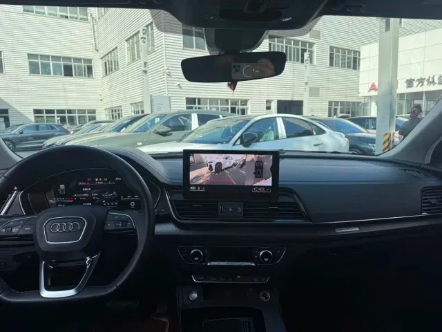Audi Q5L — Фото автомобиля 19