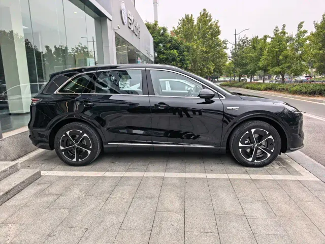 Shangjie SUV — Фото автомобиля 2