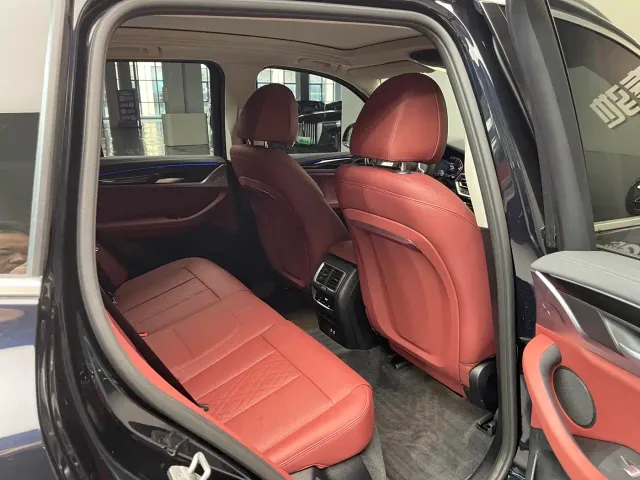 BMW X3 — Фото автомобиля 11