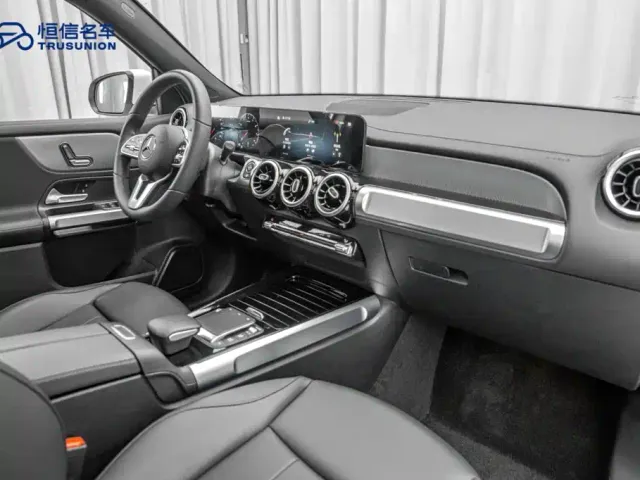 Mercedes-Benz GLB-Class — Фото автомобиля 14