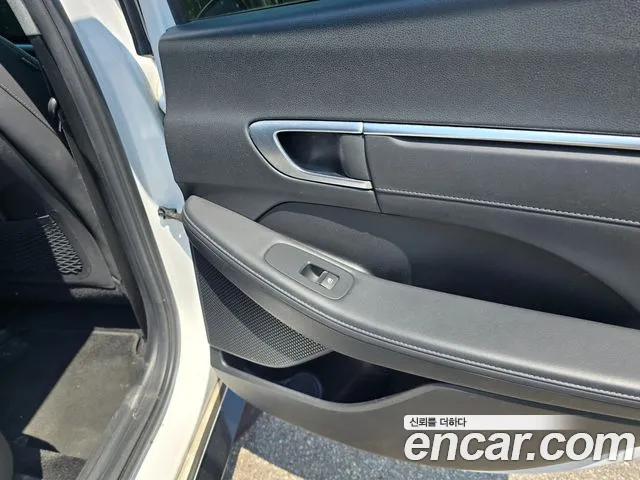 Hyundai Sonata — Фото автомобиля 14